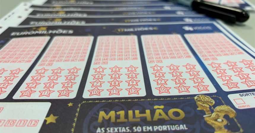 Prémio de um milhão de euros por reclamar em Santa Maria da Feira